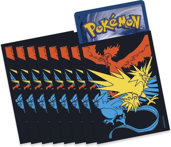 Pokemon Hidden Fates Moltres, Articuno & Zapdos Sleeves 50 stuks